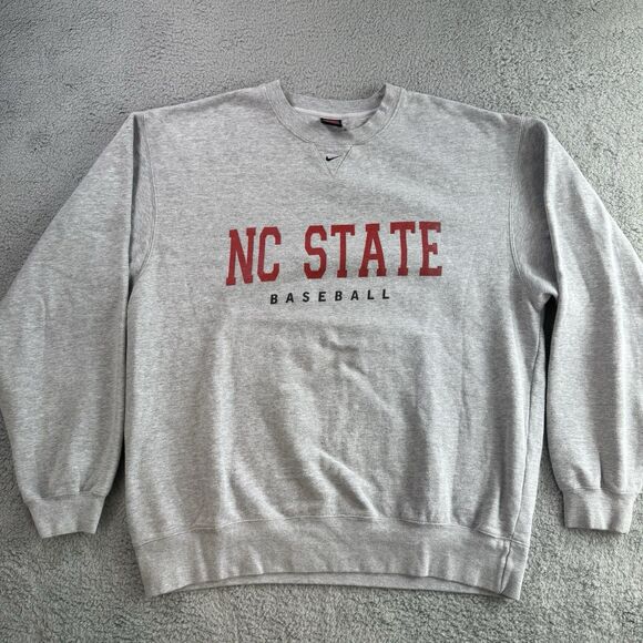 NC State Wolfpack Sweatshirt Mens XXL Grey Nike Pullover Center Swoosh Crewneck - Picture 1 of 8